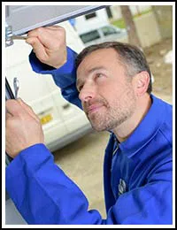 Rockville Centre Garage Door Service  Rockville Centre, NY 516-853-7452 - gr-emg-01